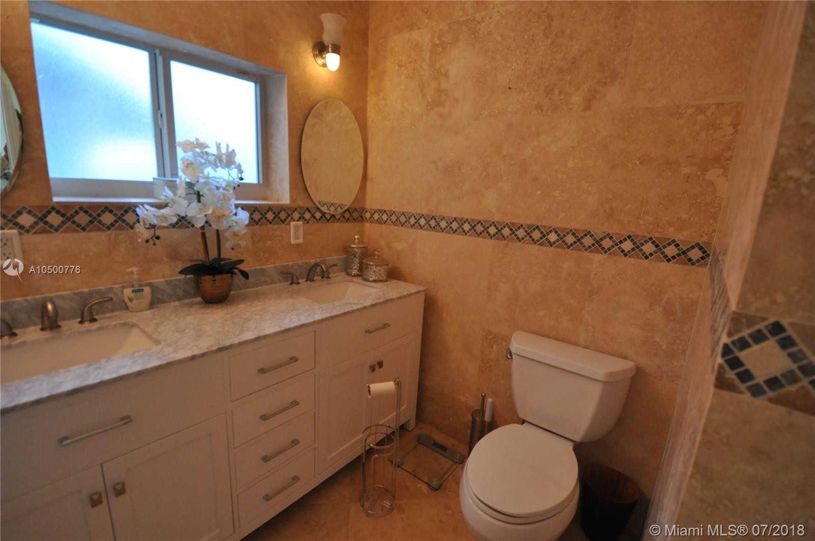 HOLLYWOOD LAKES SEC - Residential Lease