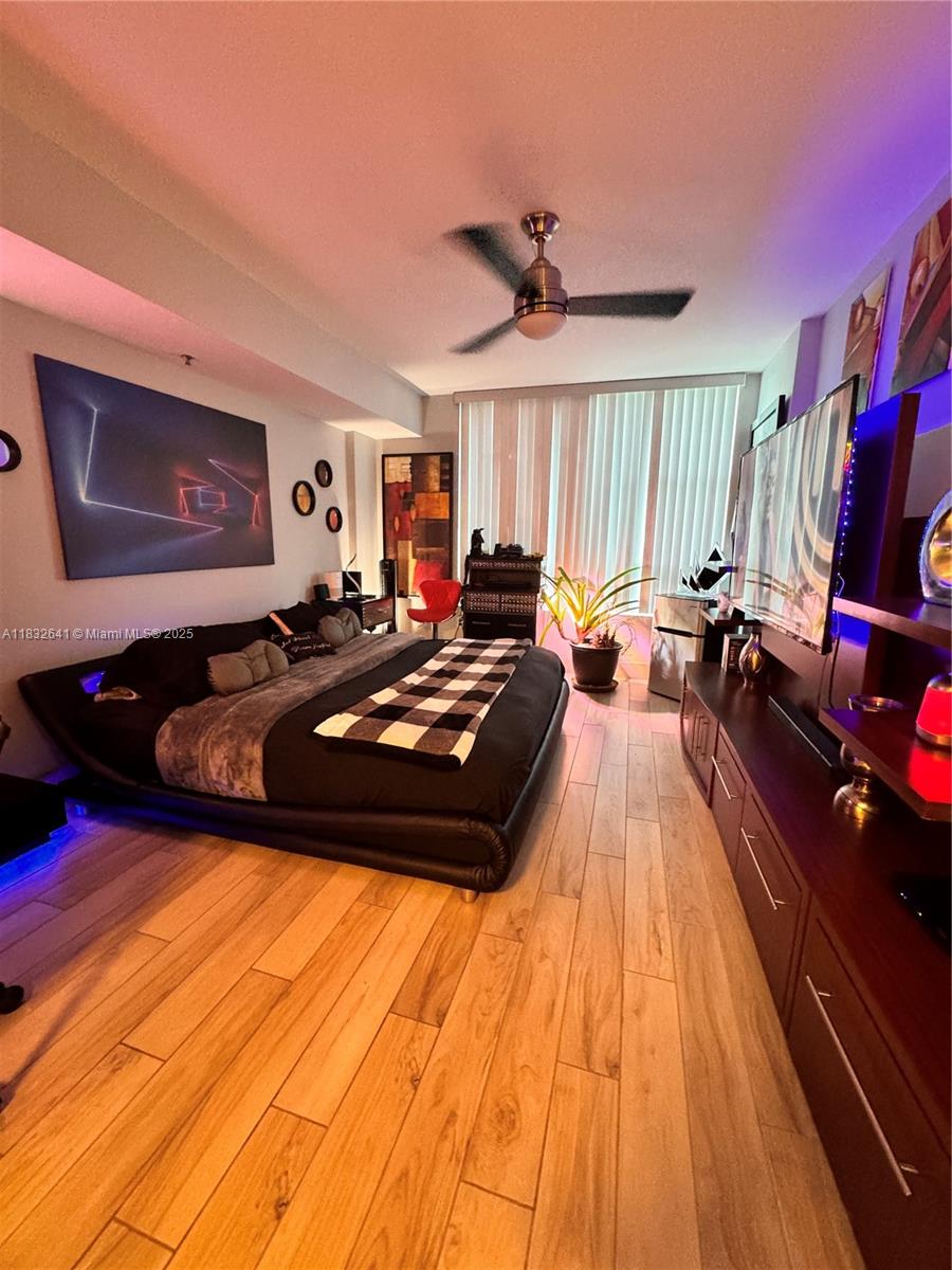 TAO SAWGRASS CONDOMINIUM - Residential