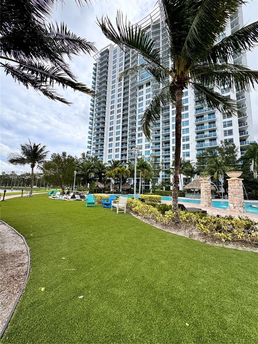 TAO SAWGRASS CONDOMINIUM - Residential