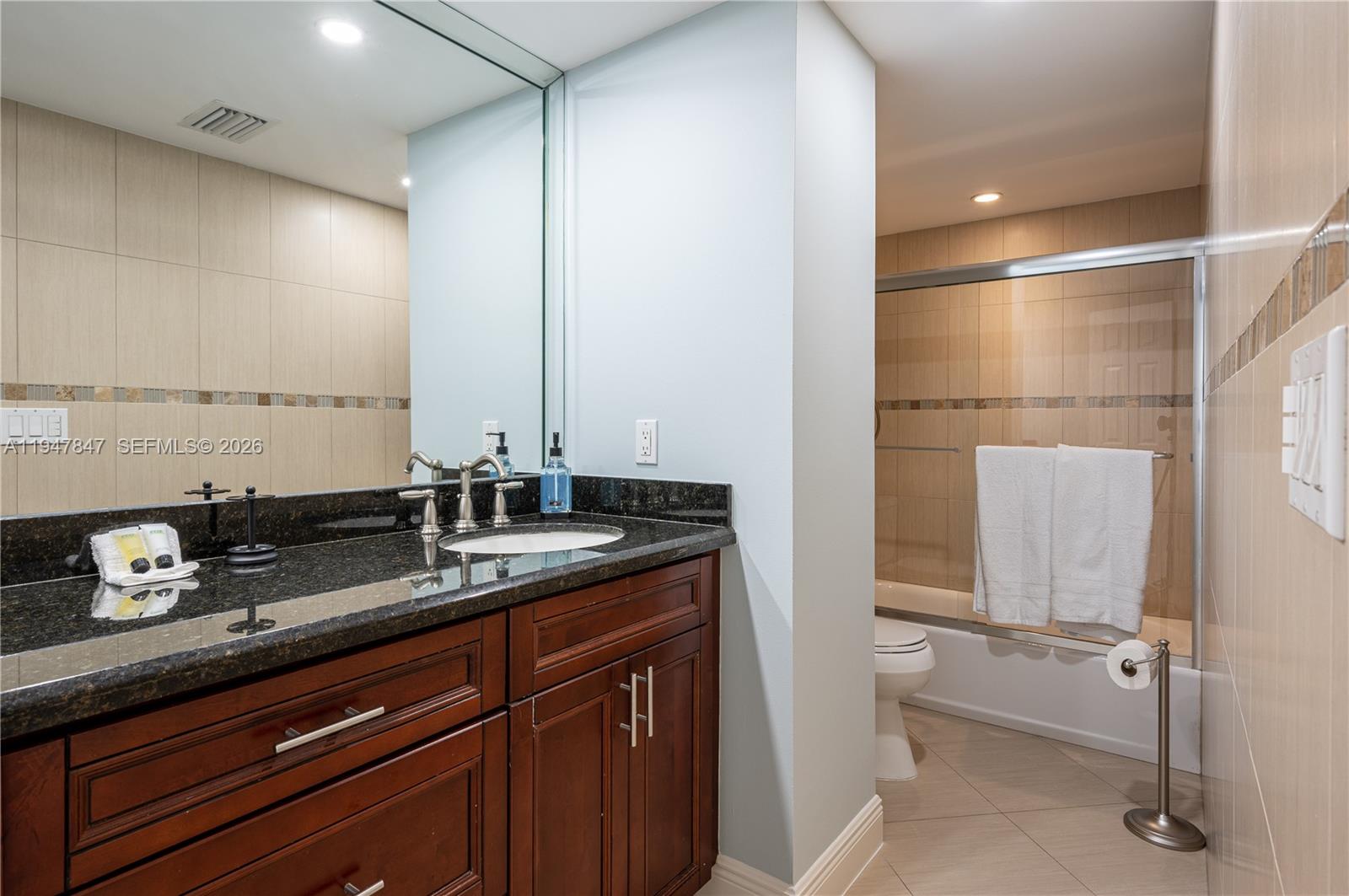 SIAN OCEAN RESIDENCES CON - Residential