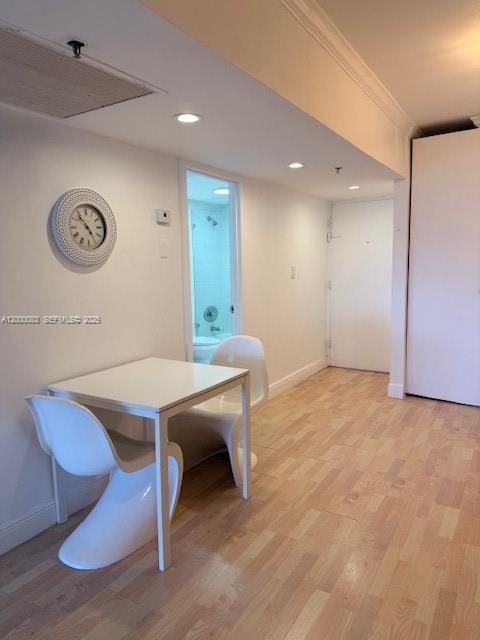 THE DECOPLAGE CONDO - Residential Lease