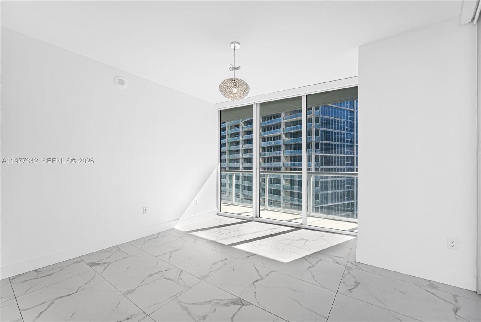 ICONBRICKELL CONDO NO 1 - Residential Lease
