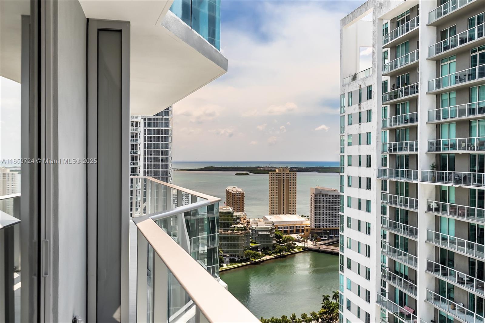 VICEROY BRICKELL - Residential