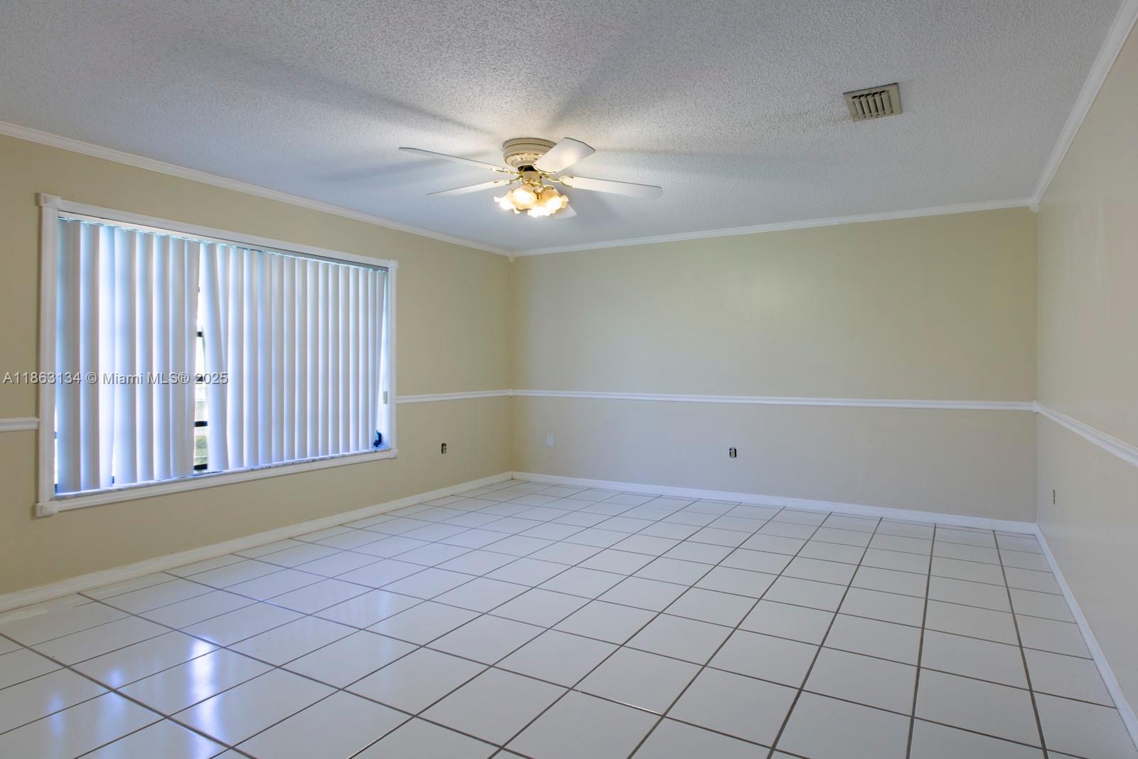 SWEETWATER ESTS SUB - Residential Lease