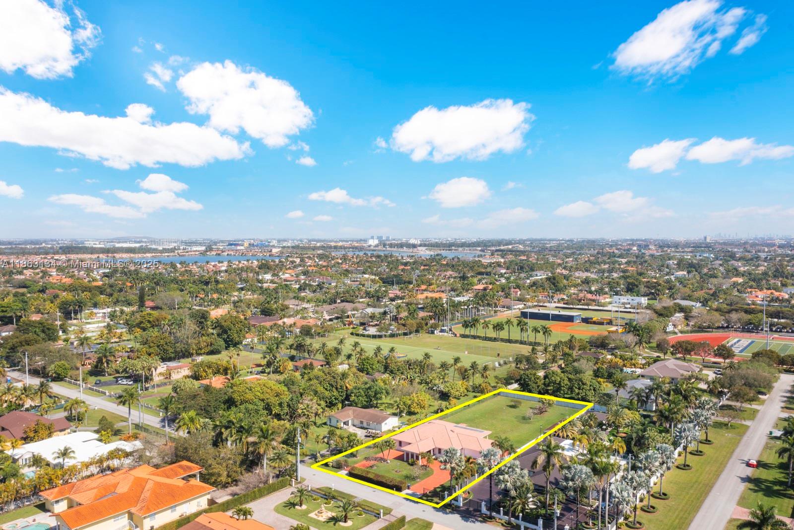 SWEETWATER ESTS SUB - Residential Lease