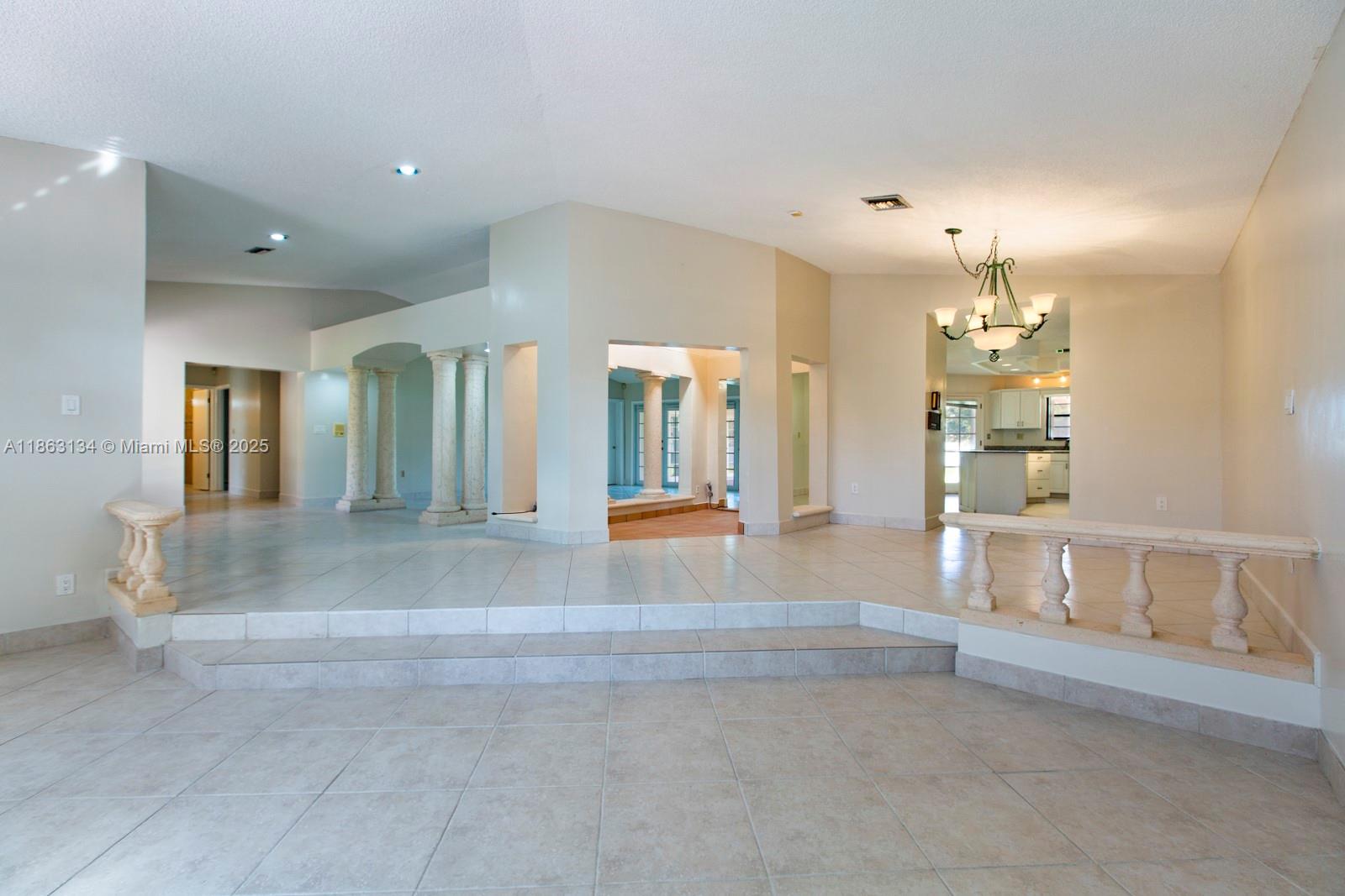 SWEETWATER ESTS SUB - Residential Lease