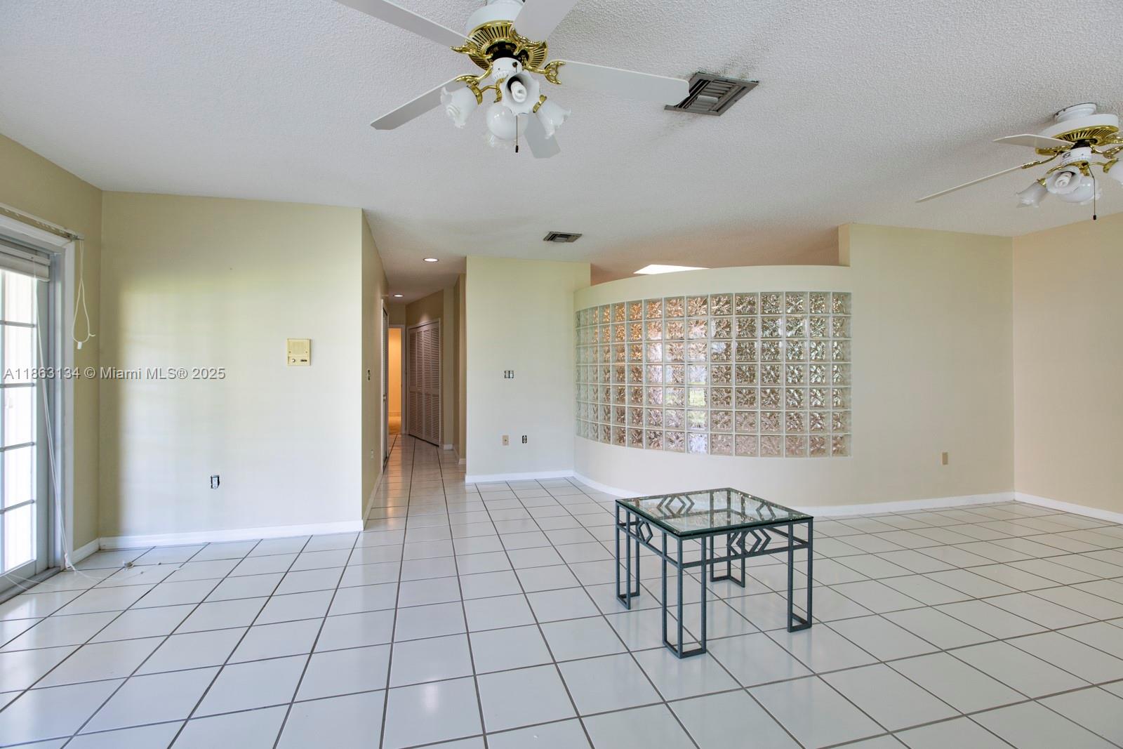 SWEETWATER ESTS SUB - Residential Lease