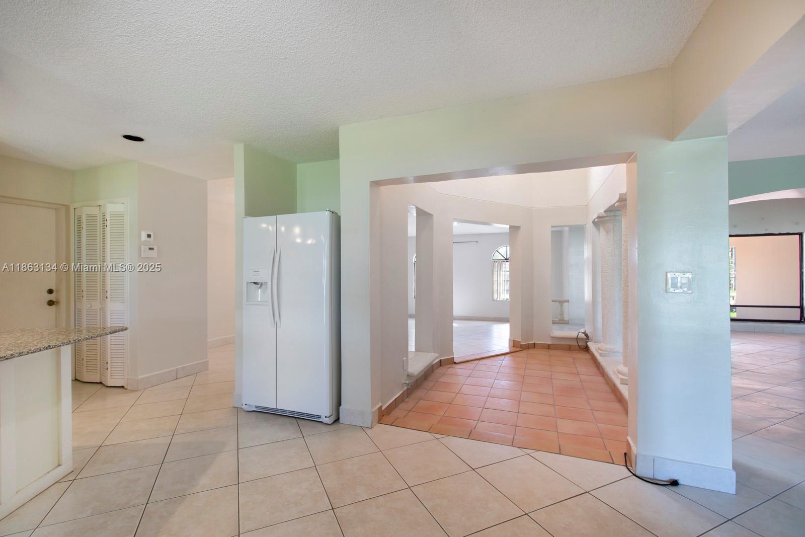 SWEETWATER ESTS SUB - Residential Lease