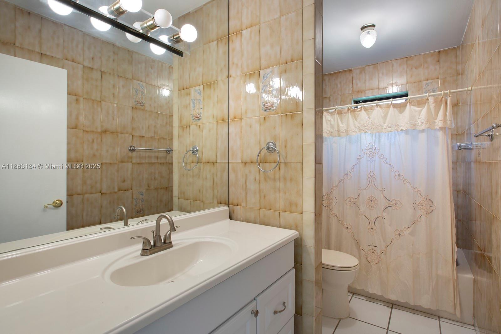 SWEETWATER ESTS SUB - Residential Lease