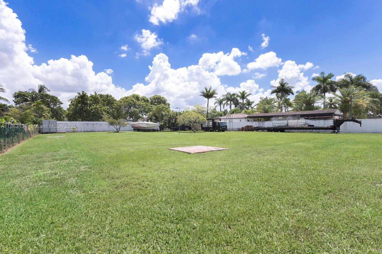 SWEETWATER ESTS SUB - Residential Lease