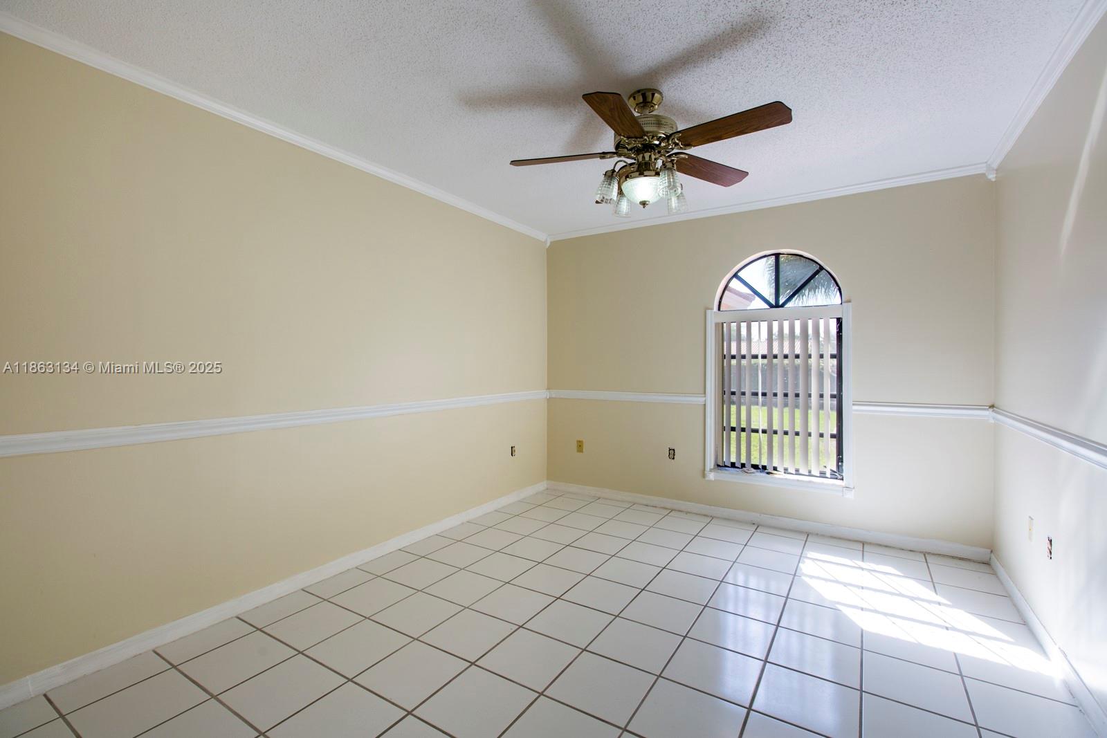 SWEETWATER ESTS SUB - Residential Lease