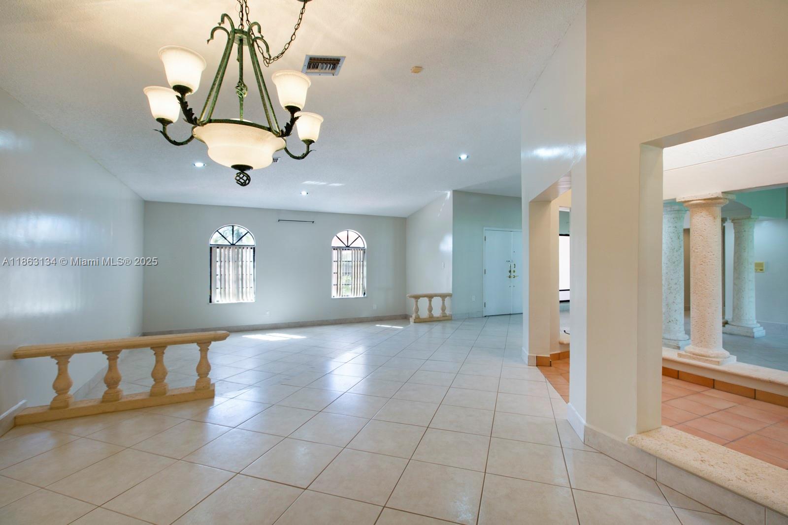 SWEETWATER ESTS SUB - Residential Lease