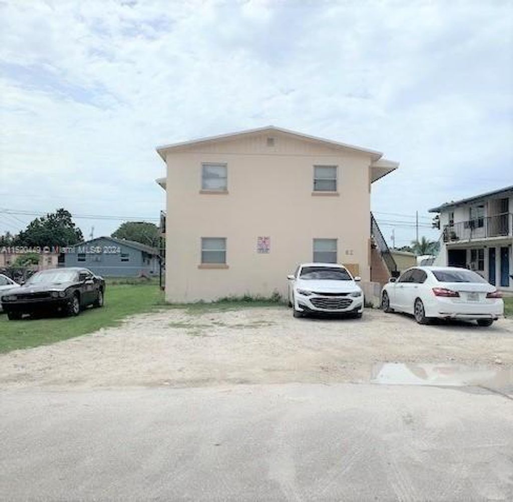 Photo of 628 SW 4 St #1, Belle Glade, FL 33430 (MLS # A11520449)