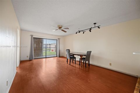 Tiny photo for 10100 NW 30th Ct #309, Sunrise, FL 33322 (MLS # A12007694)