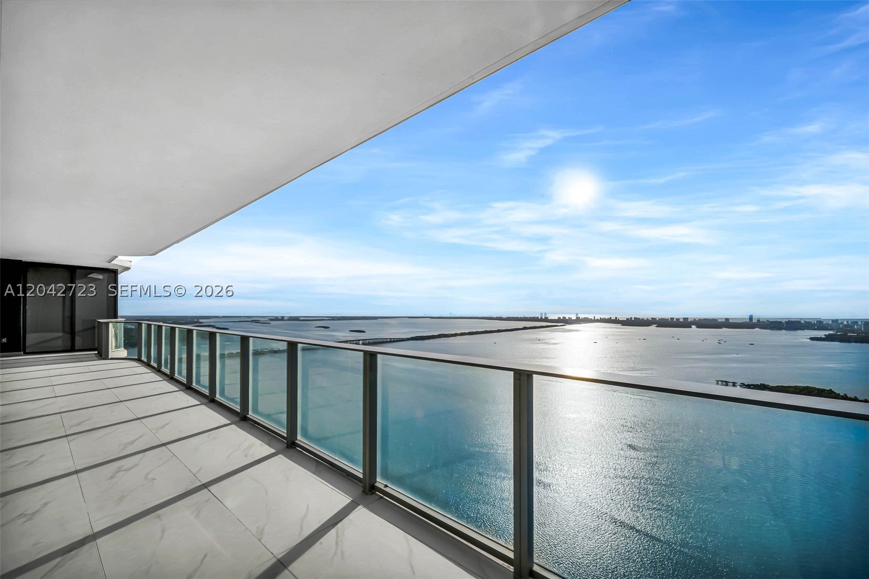 700 NE 24th St 4702 - Image 1