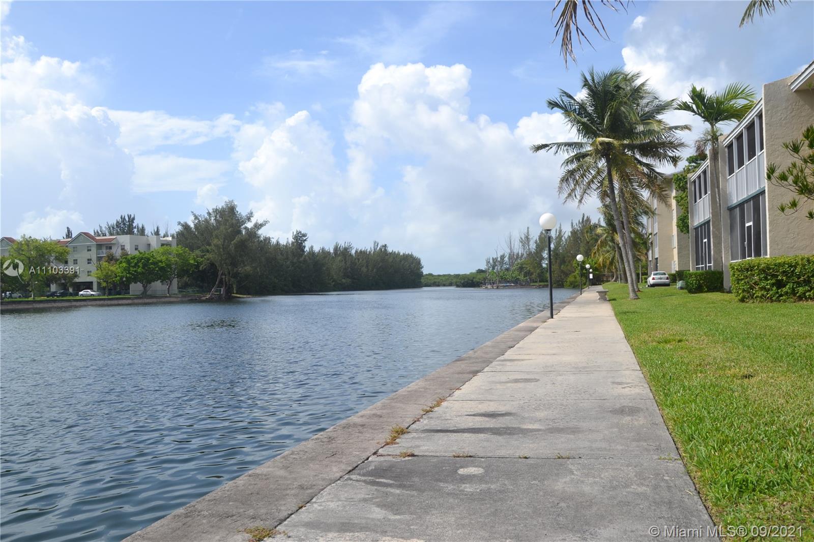 COVE CONDO PHASE II, THE - Residential Lease