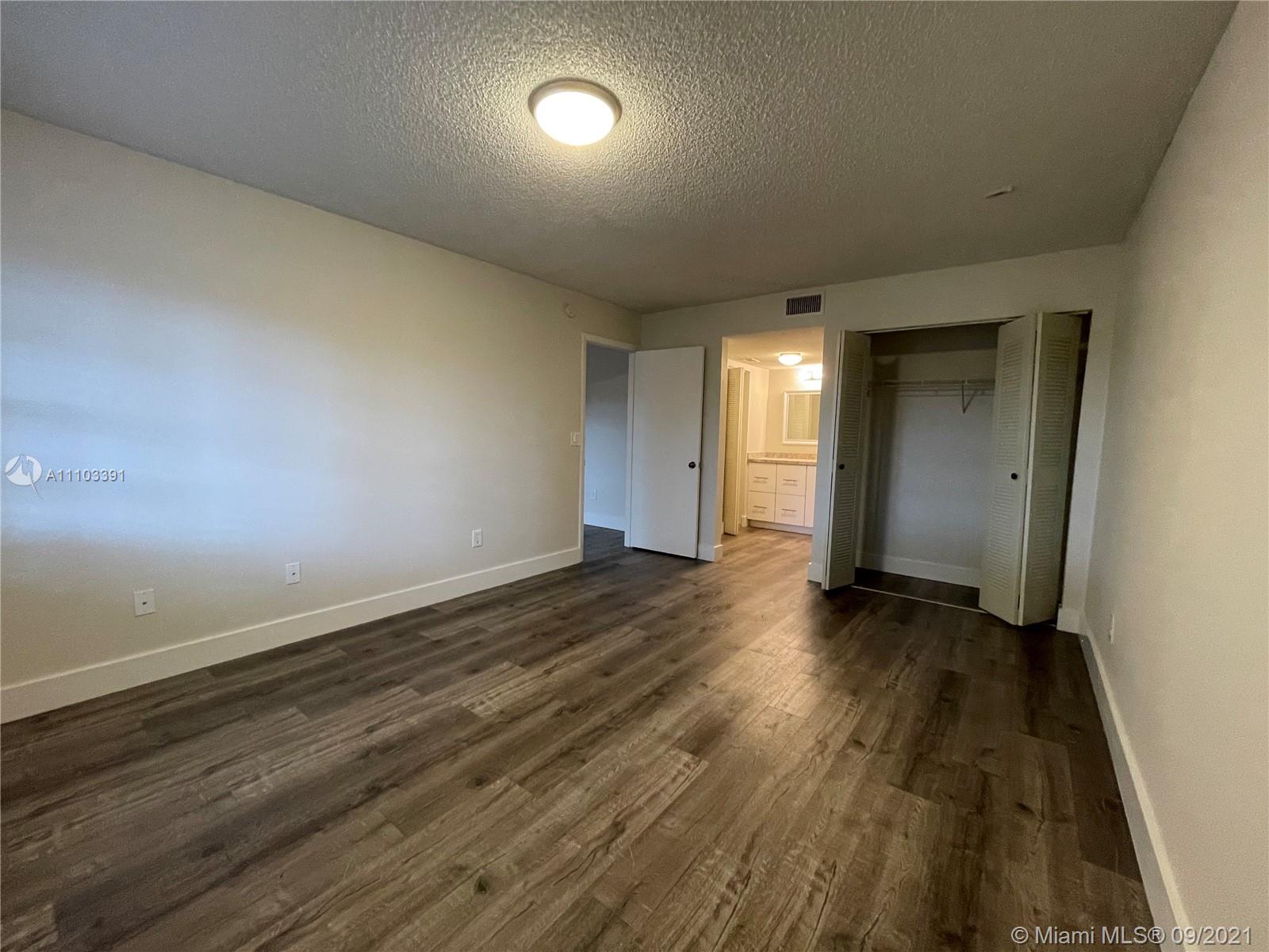COVE CONDO PHASE II, THE - Residential Lease