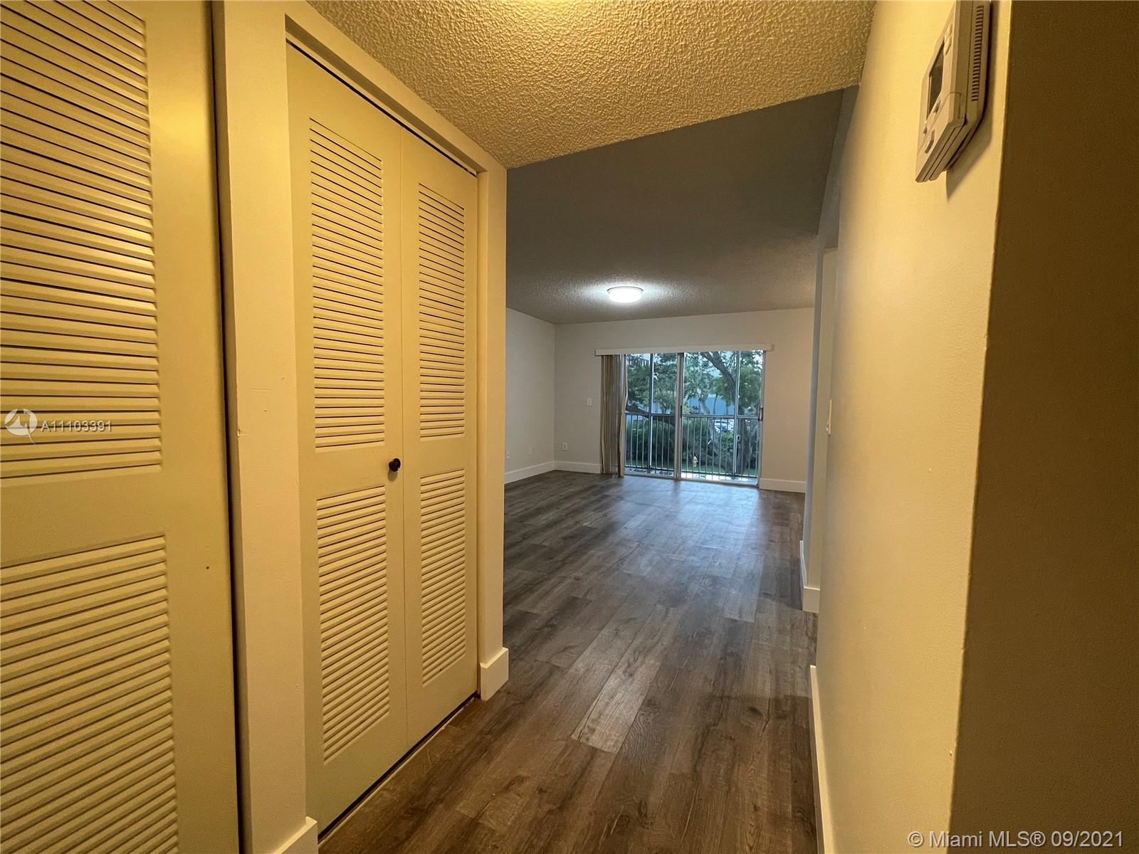 COVE CONDO PHASE II, THE - Residential Lease
