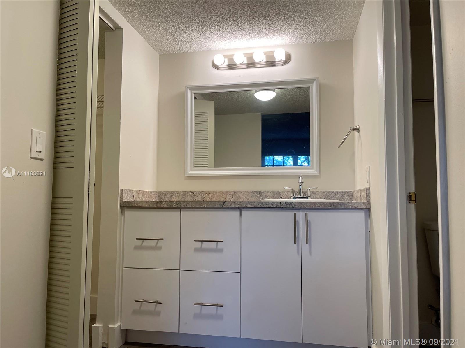 COVE CONDO PHASE II, THE - Residential Lease