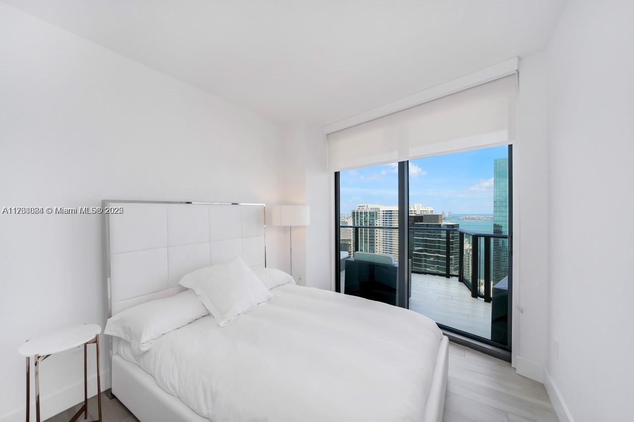 1300 S MIAMI AVENUE CONDO - Residential