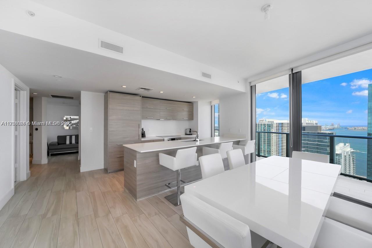 1300 S Miami Ave 4205