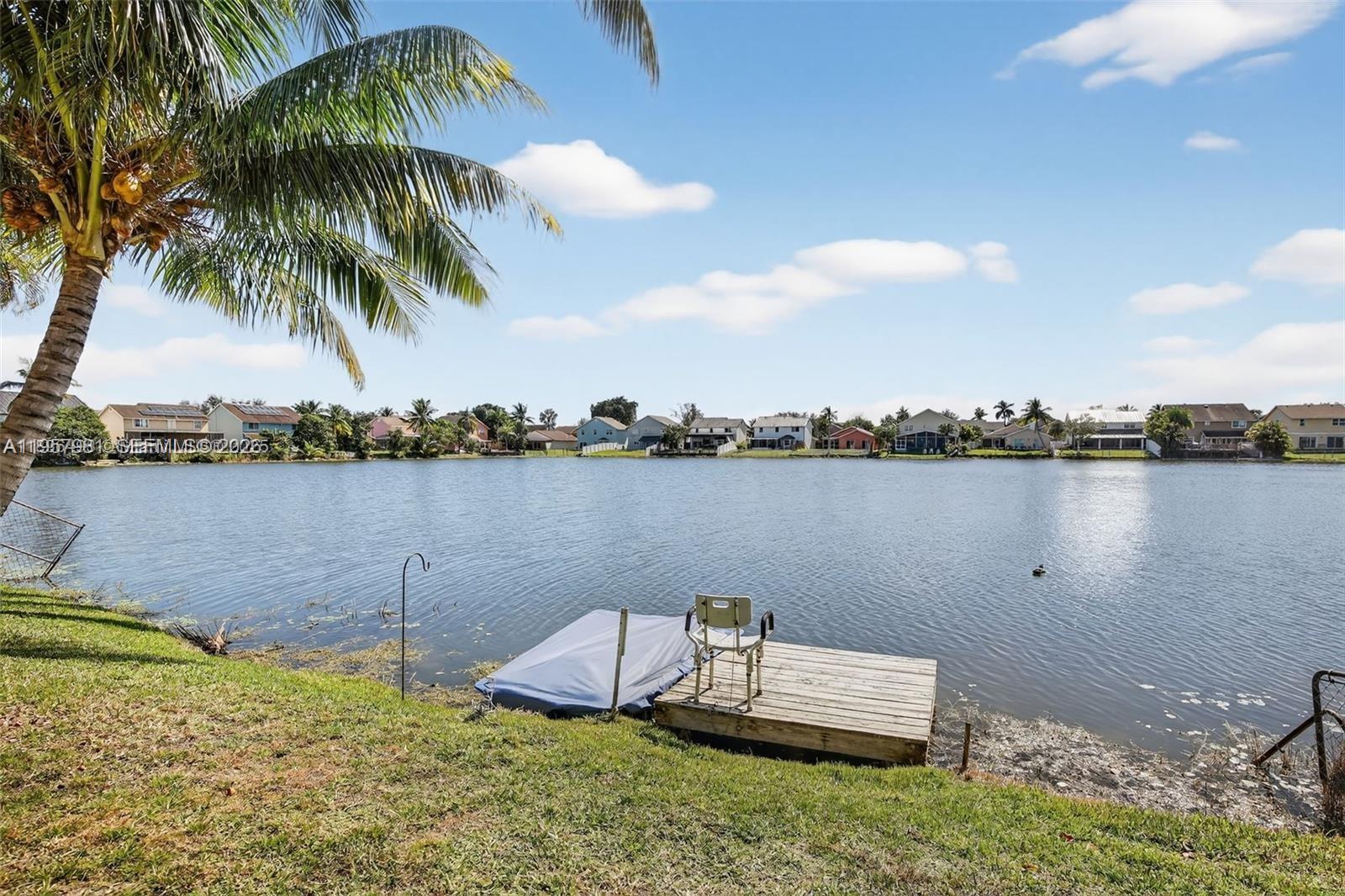 LAKESIDE SOUTH - Residential