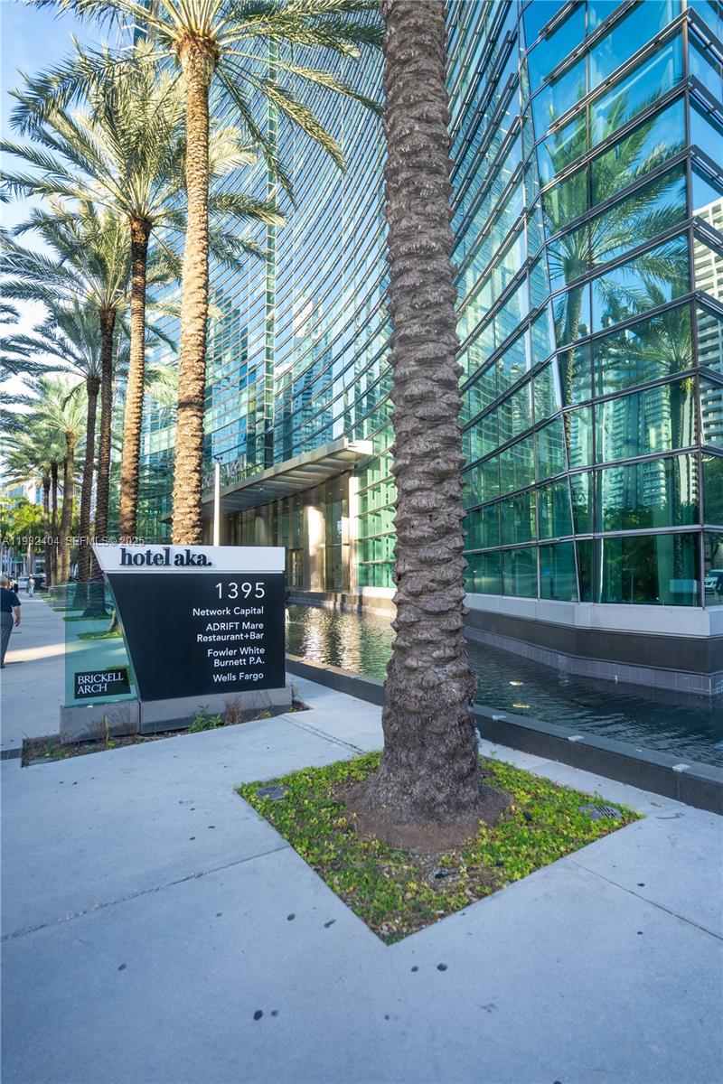 MAYFIELD CONDO - Residential Lease