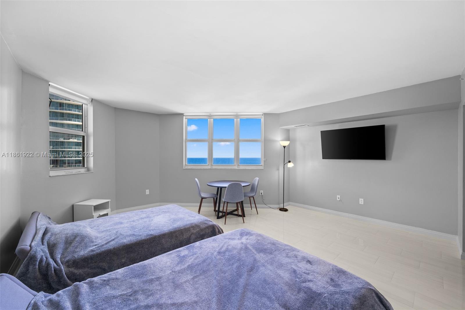 OCEAN POINT BEACH CLUB - Residential