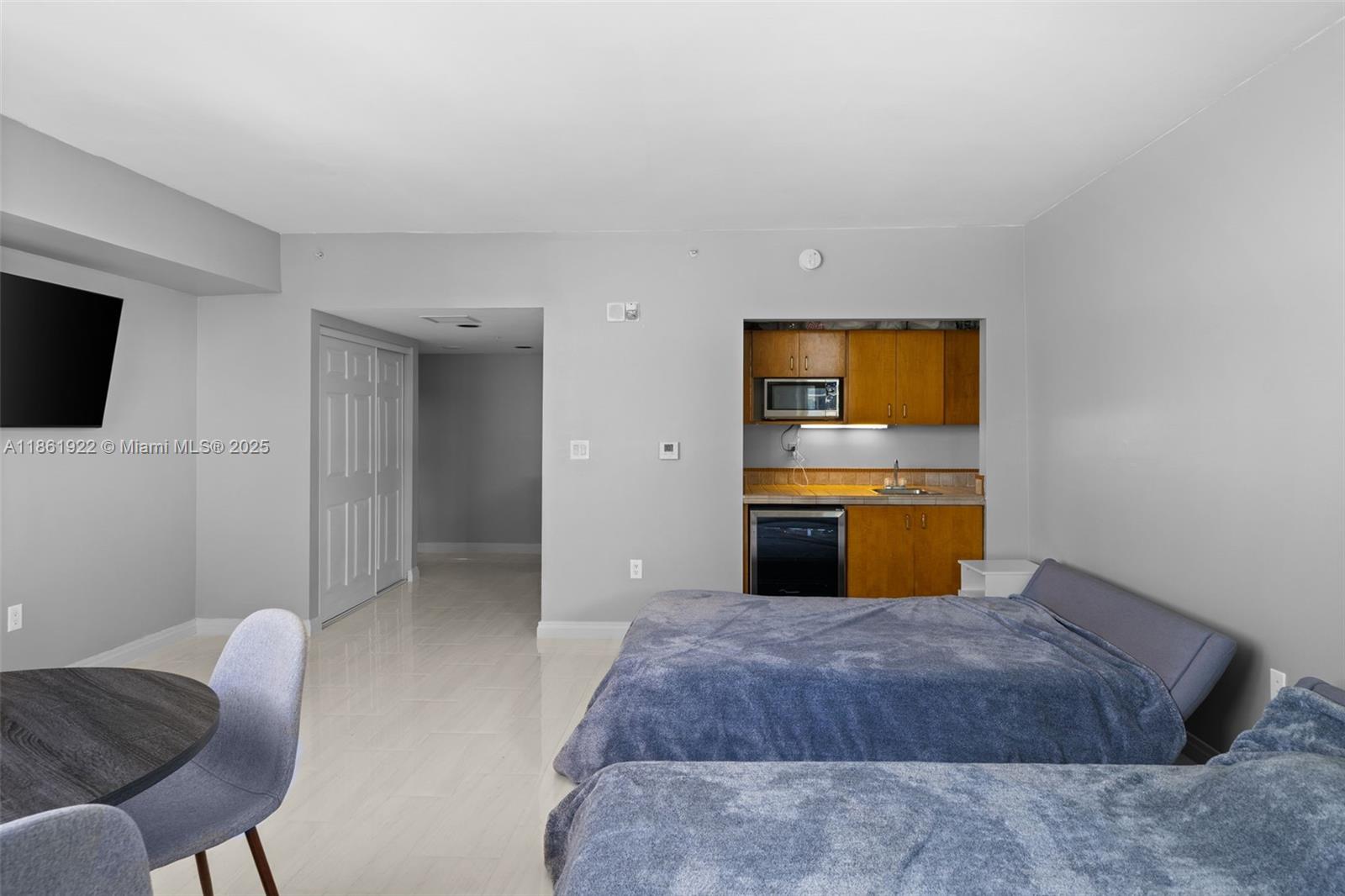 OCEAN POINT BEACH CLUB - Residential