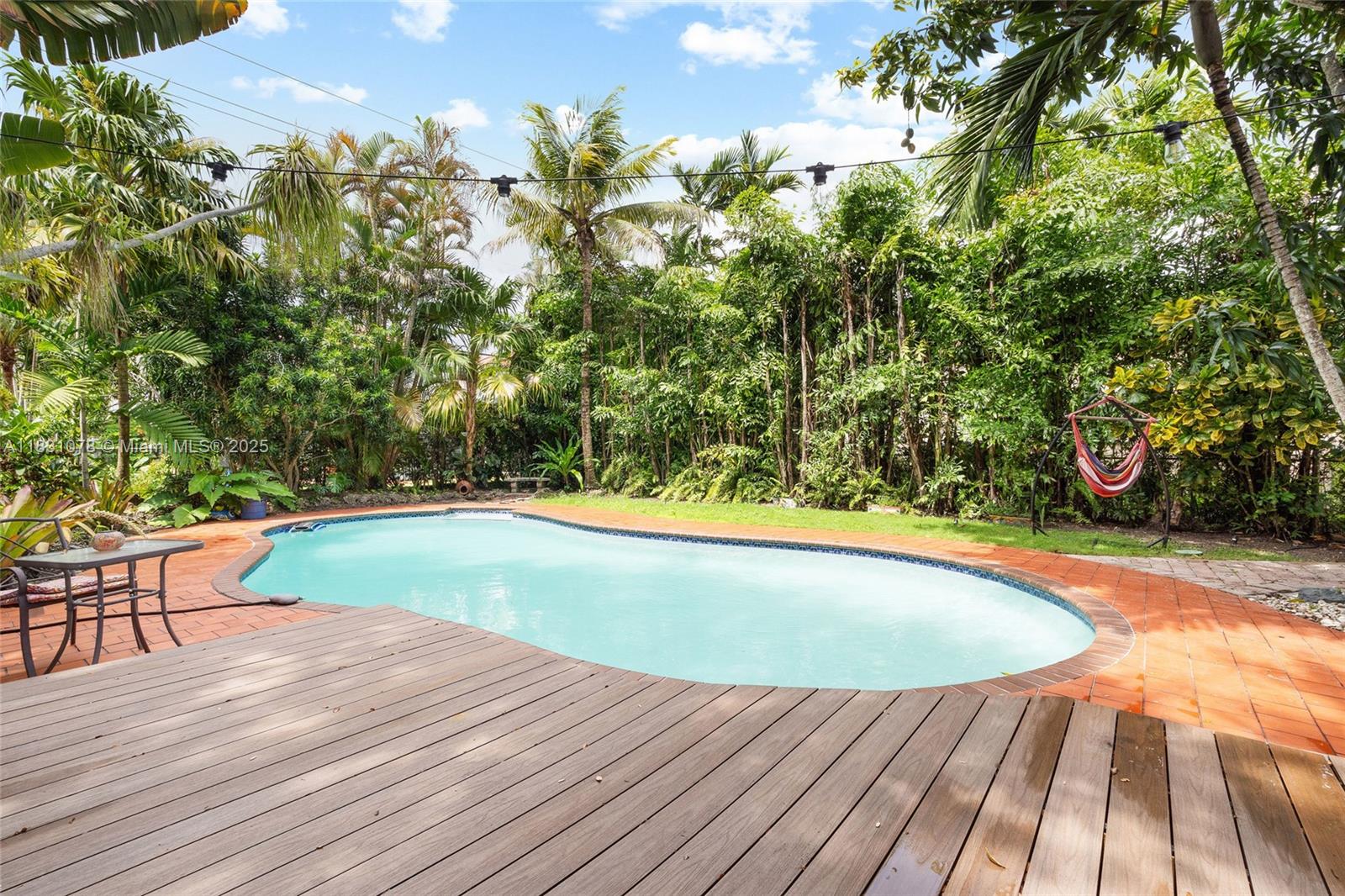 CORAL GABLES SEC E - Residential