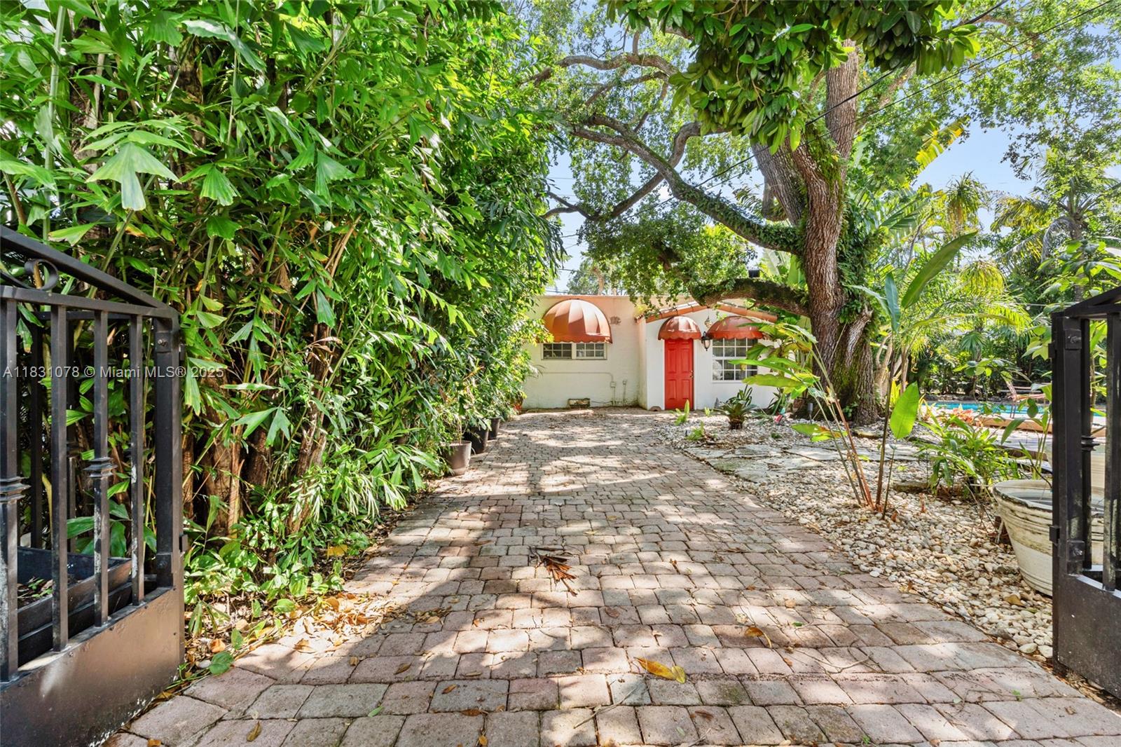 CORAL GABLES SEC E - Residential