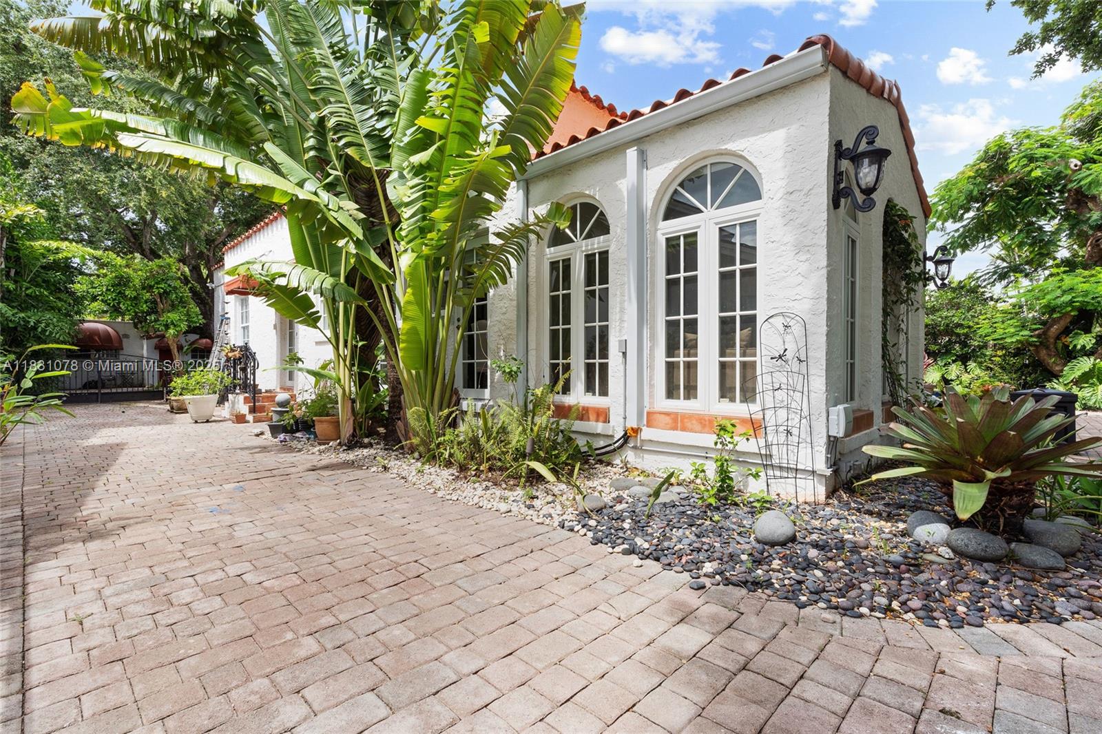 CORAL GABLES SEC E - Residential