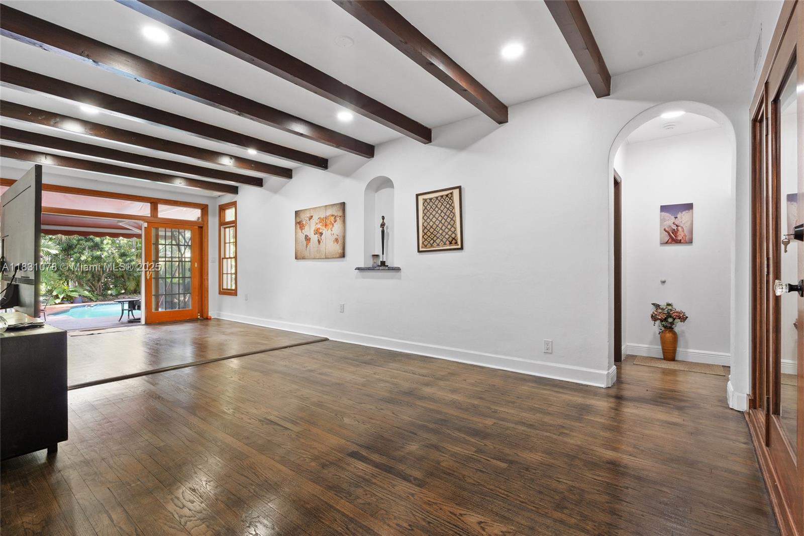 CORAL GABLES SEC E - Residential