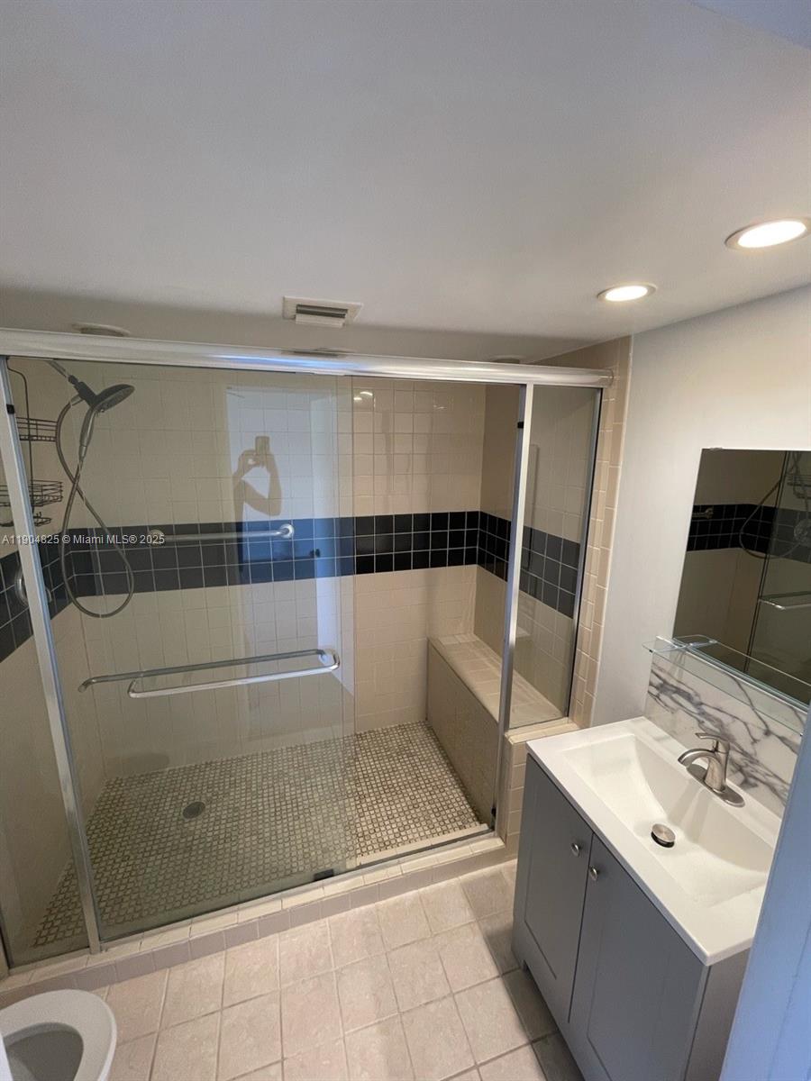 VILLAGE OF SANDALWOOD LAK - Residential