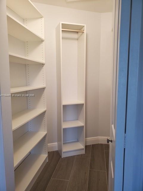 VISCONTI CONDO - Residential
