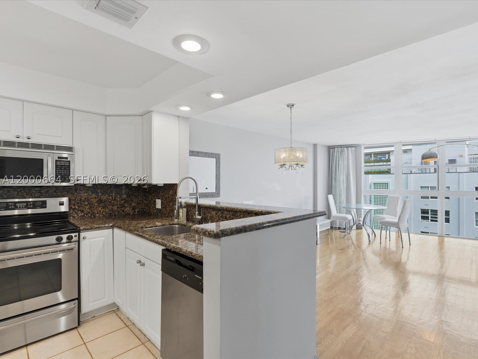 1228 West Ave 1506