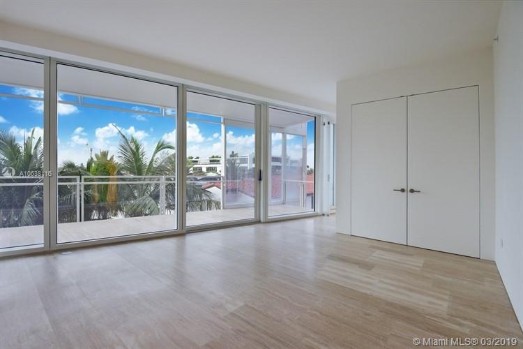 SURF CLUB CONDO - Residential