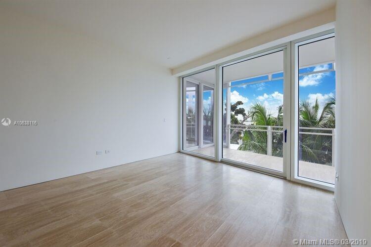 SURF CLUB CONDO - Residential