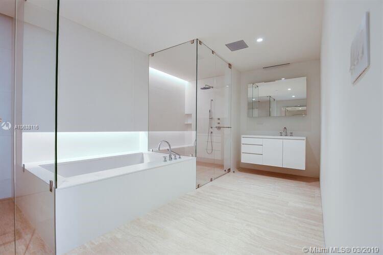 SURF CLUB CONDO - Residential