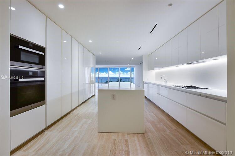 SURF CLUB CONDO - Residential