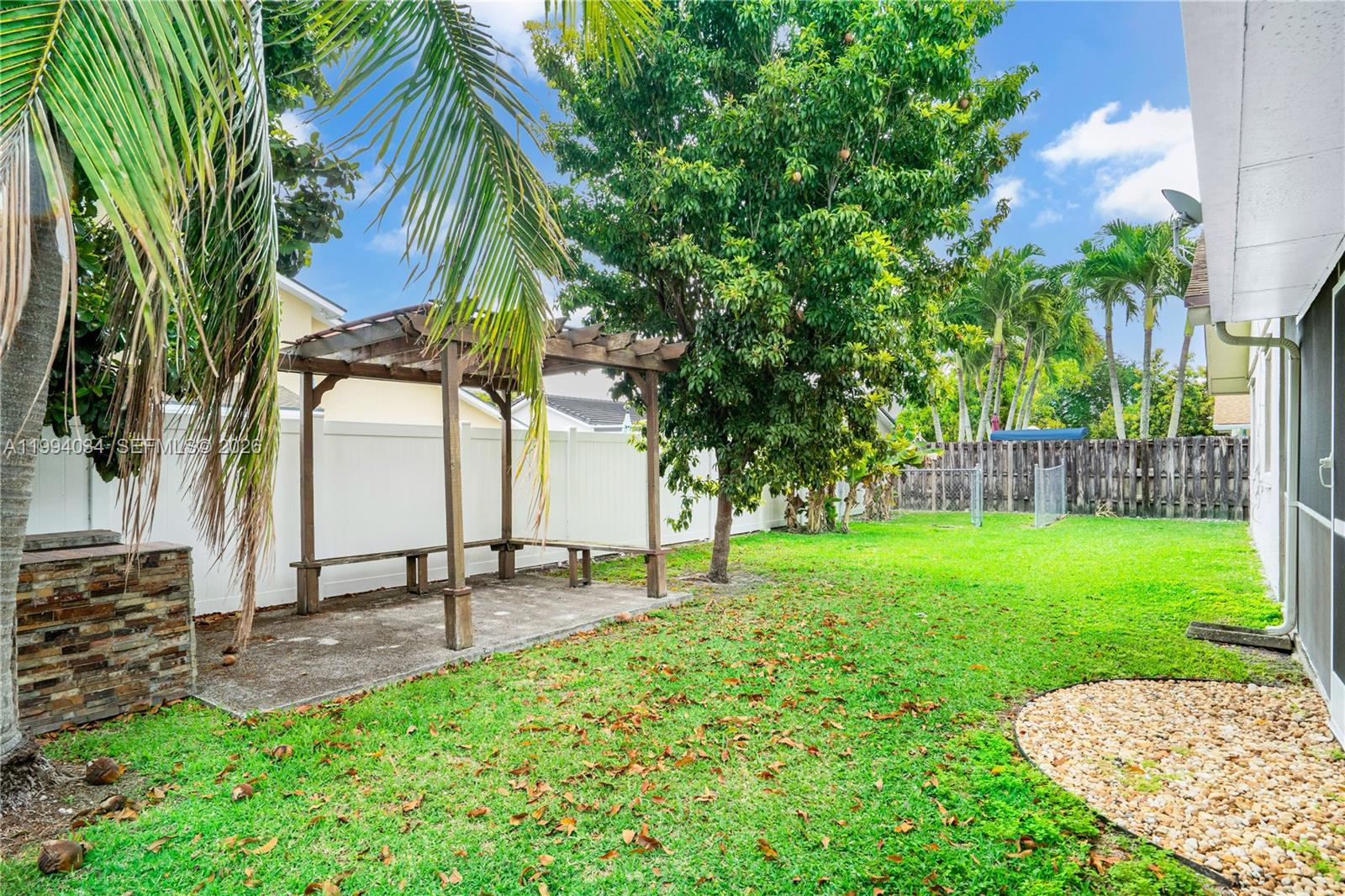 DEERWOOD PART 1 - Residential Lease