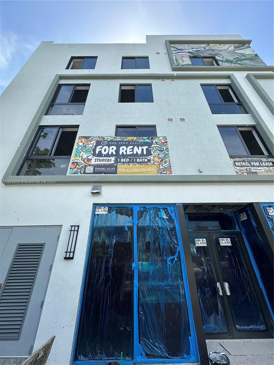3422 NW 5th Ave 108