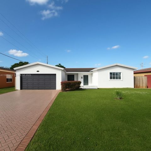 Photo of 7601 Embassy Blvd, Miramar, FL 33023 (MLS # A11927413)