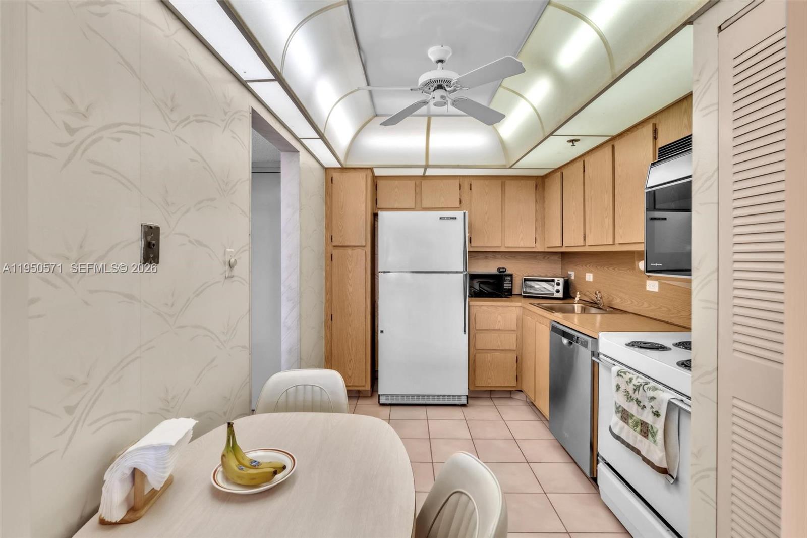 WATERVIEW CONDO - Residential