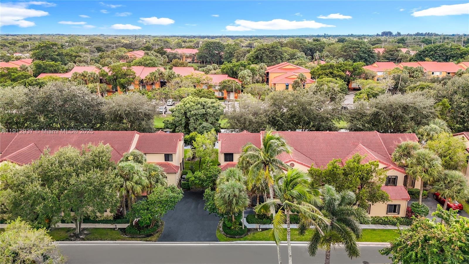 BRIDGEWATER CONDO - Residential