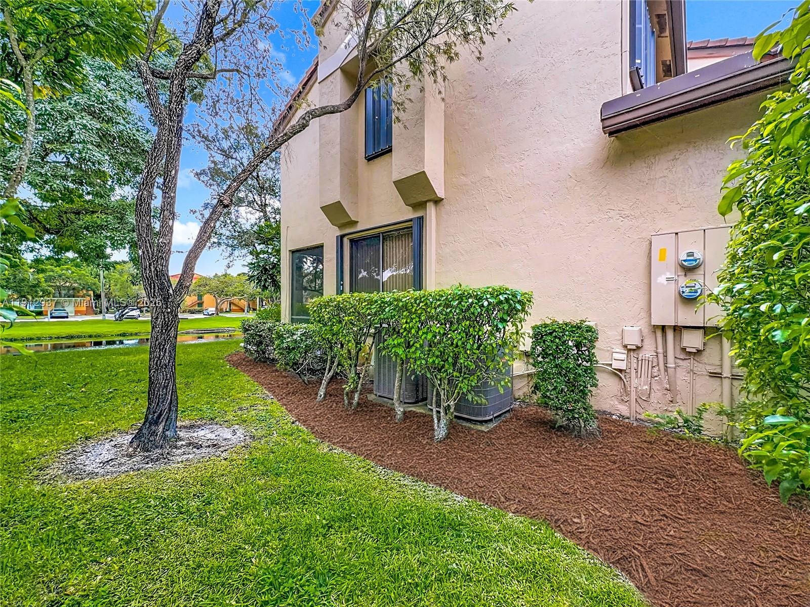 BRIDGEWATER CONDO - Residential