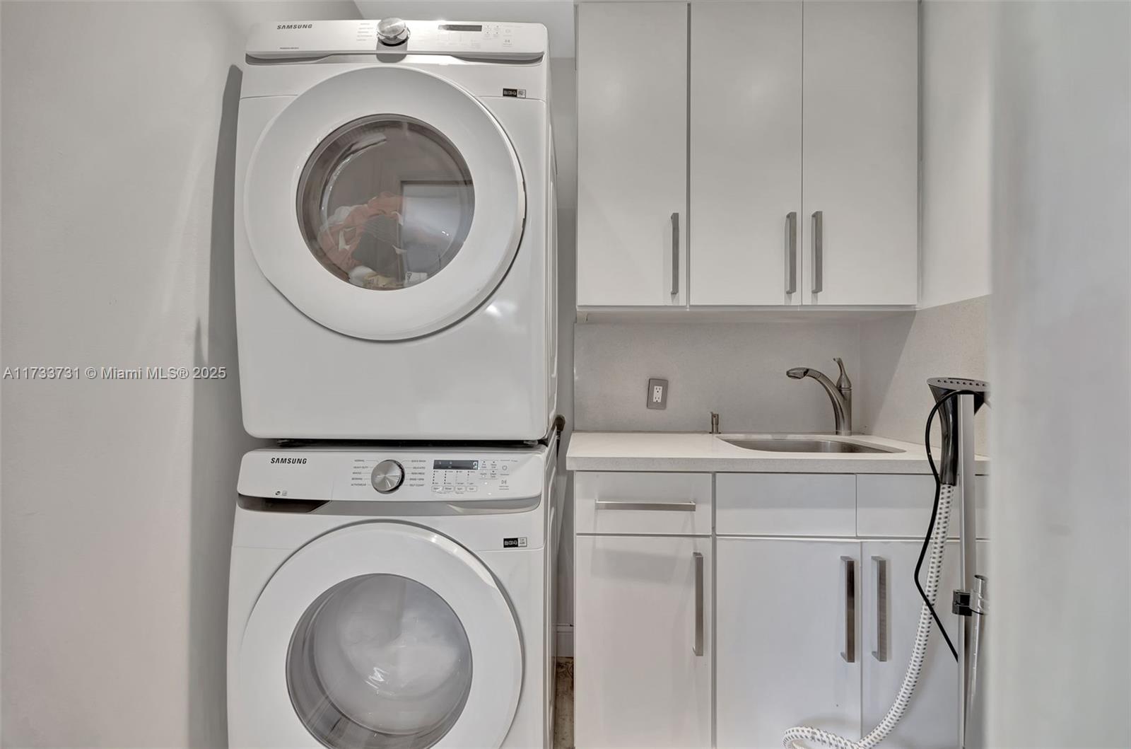 KINGS BAY PINES 1ST ADDN - Residential