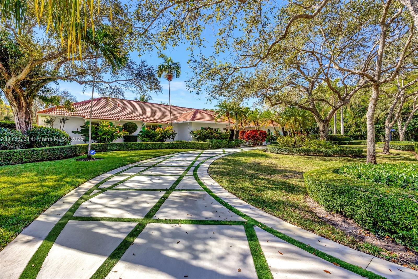 Property for Sale at 6864 Sw 145th Ter, Palmetto Bay, Miami-Dade County, Florida - Bedrooms: 7 
Bathrooms: 4  - $2,495,000