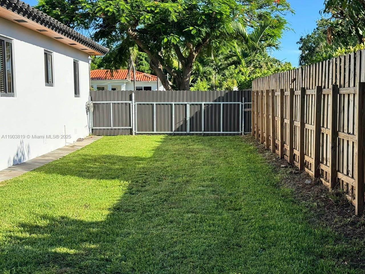 SILVER BLUFF EST-SEC B - Residential Lease