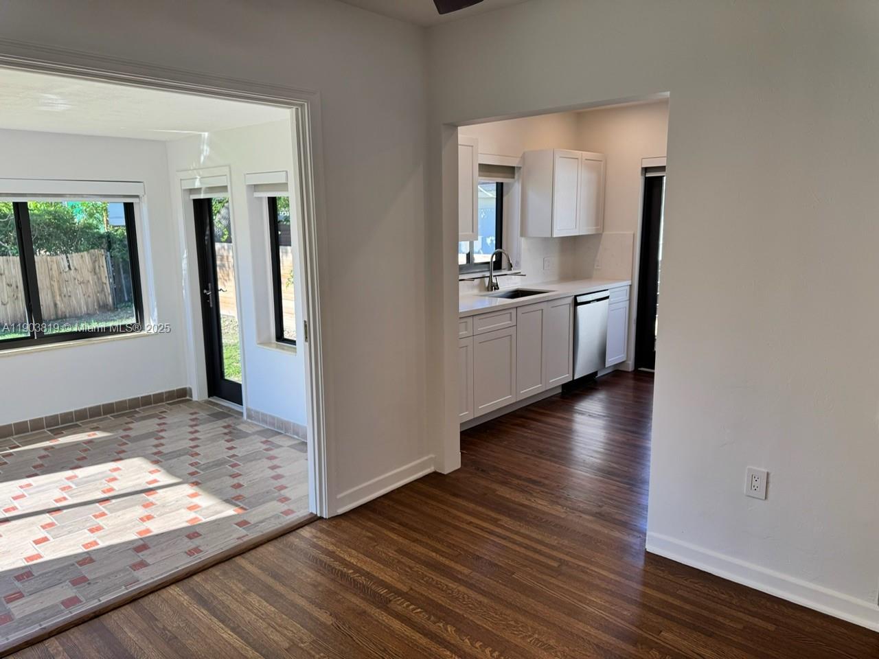 SILVER BLUFF EST-SEC B - Residential Lease